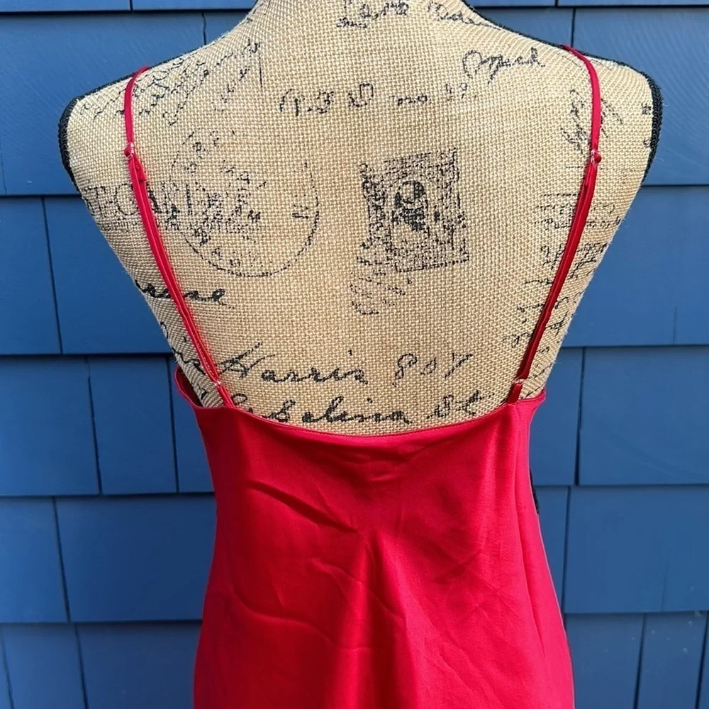 ♥️🖤♥️ Victoria’s Secret red satin with black lace nightgown small slip dress